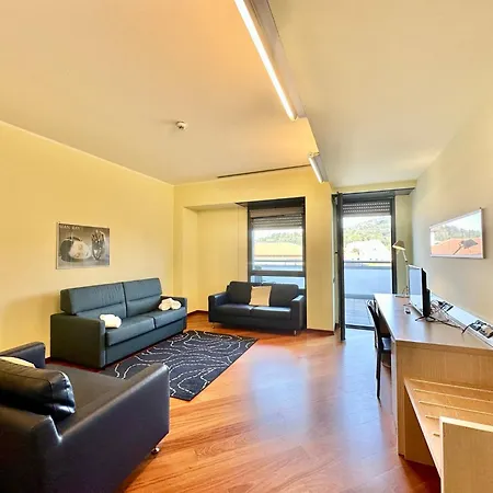 Hostdomus - Rooftop Apartment Turin