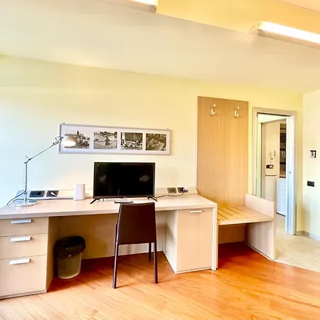 Apartment Hostdomus - Rooftop Turin