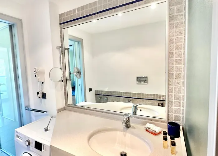 Hostdomus - Rooftop * 都灵