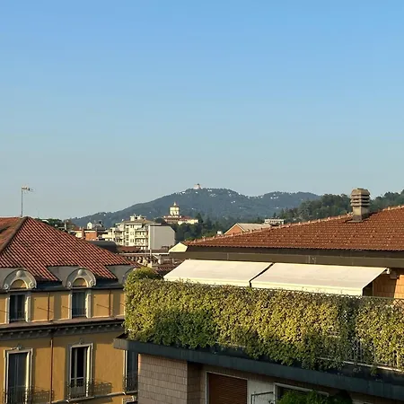 Hostdomus - Rooftop Apartman Torino